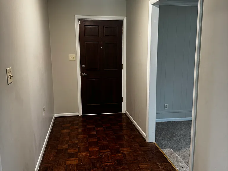 904 Chapel Ridge Dr — Photo 12