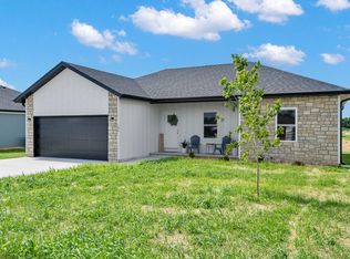 982 Dishman Cir, Rogersville, MO 65742