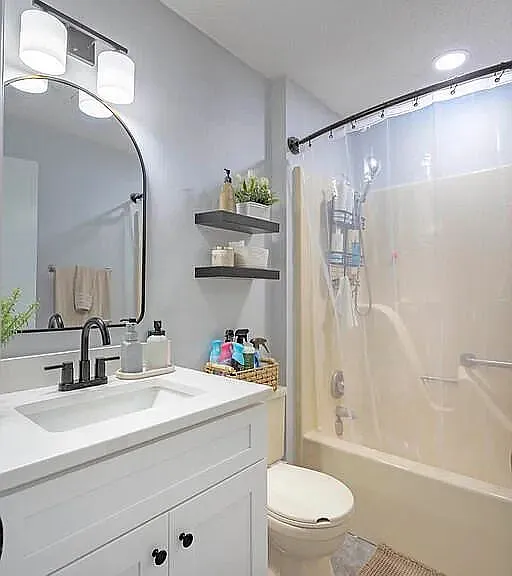 2417 Rodney Dr SE #1 — Photo 6