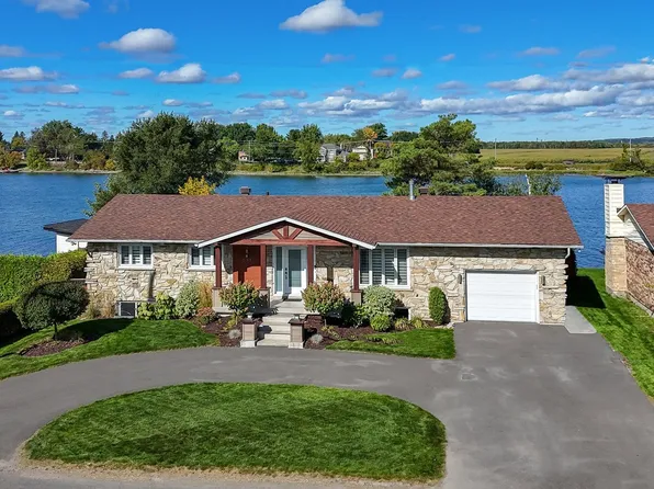 531 Rue Bellerive Saint Mathias Sur, Richelieu, QC J3L 6E7