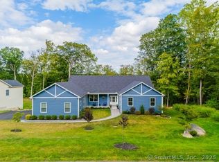 10 Denver Ter, Danbury, CT 06811