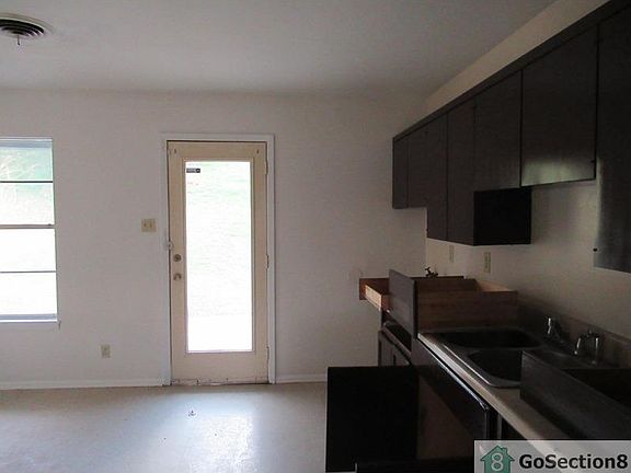 4th image of 5502 Wales St