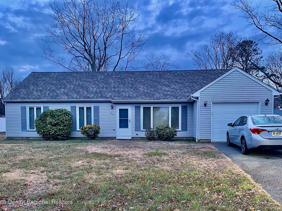 1st image of 872 Buffalo Ct