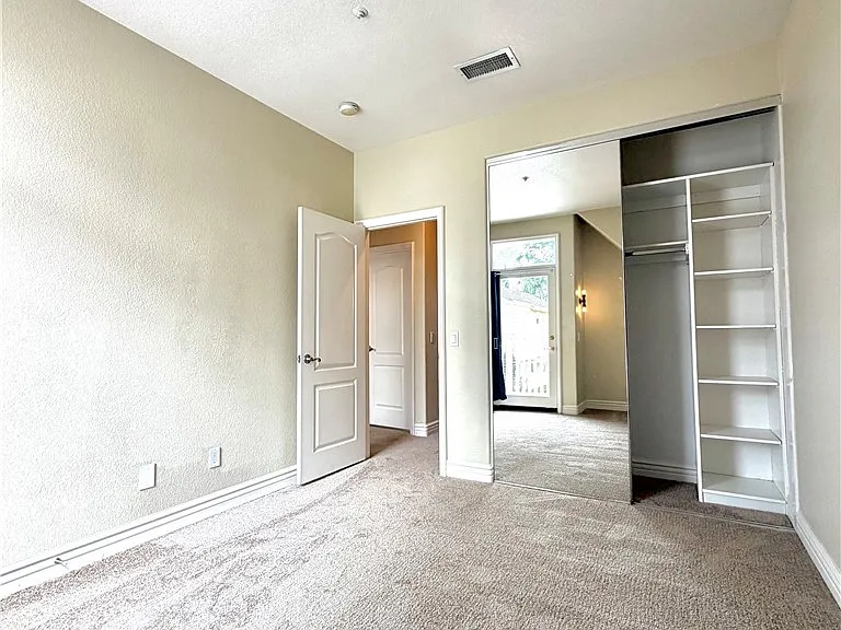 281 Mesa Dr — Photo 20