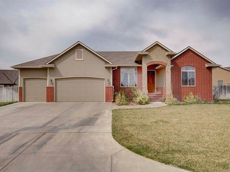 1st image of 125 W Harmony Cir