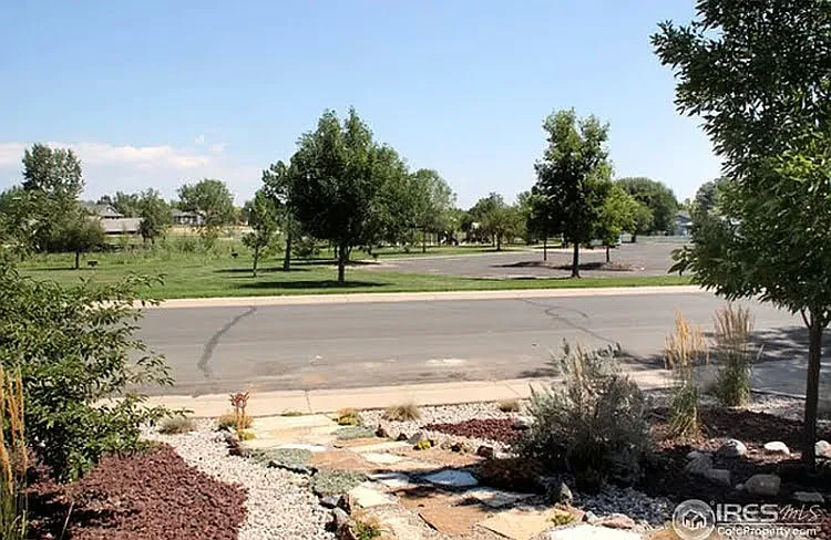 2943 Virginia Dale Dr — Photo 2