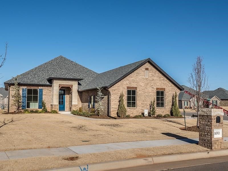 1st image of 16901 Madrid Cir