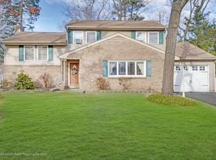10 Morningside Dr, Toms River, NJ