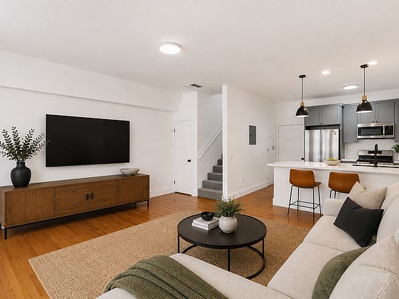 3rd image of 1827 Wilcox Ave APT 111