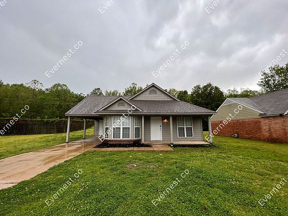 2nd image of 10449 Kristen Dr S