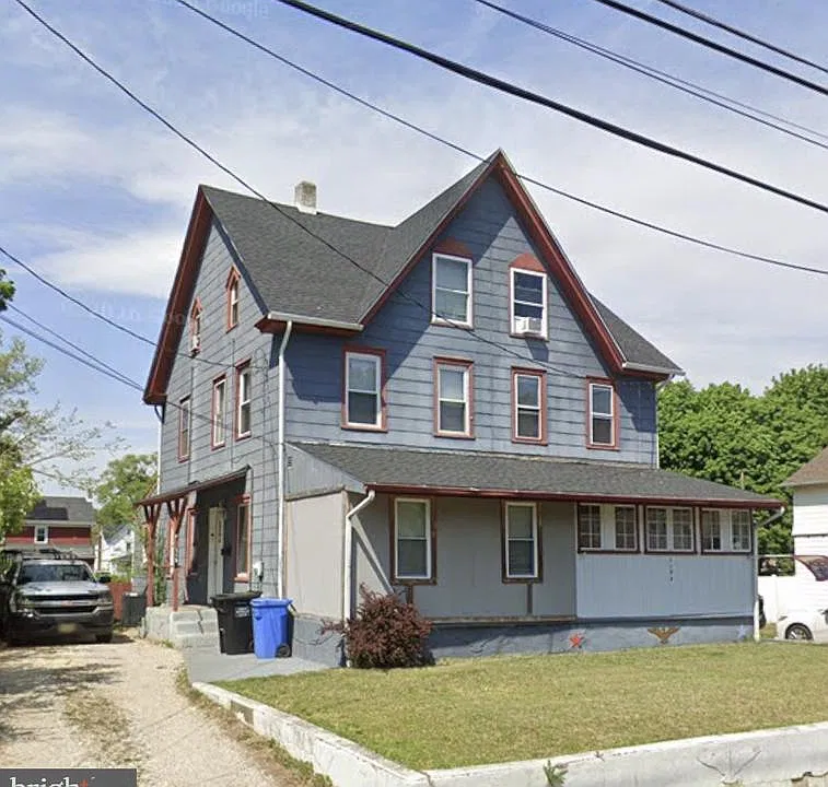 115 W Clinton St #B
