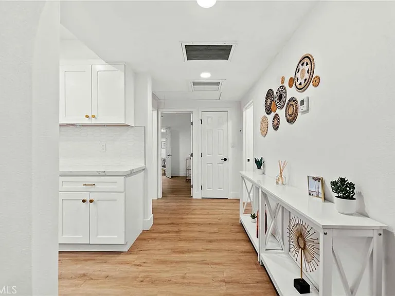 4351 E Calle De Carlos — Photo 11