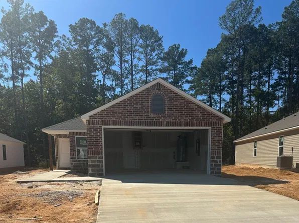 8136 Chesapeake Trl, Bauxite, AR 72011