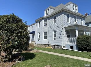 1599 Gerome Ave, Fort Lee, NJ 07024