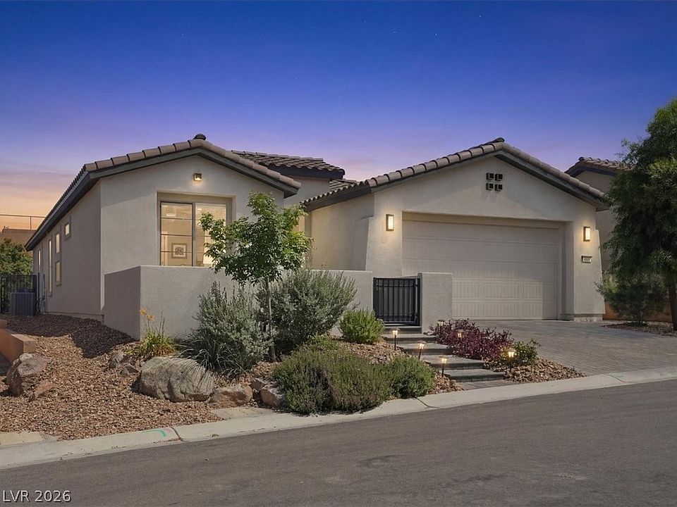 1st image of 22 Sun Lily Ln
