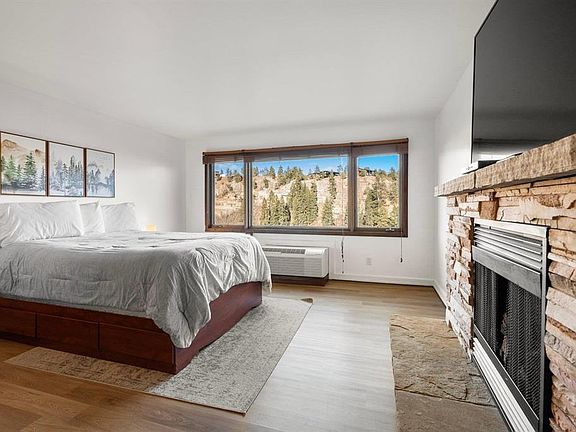 4th image of 314 N Tamarron Drive #418