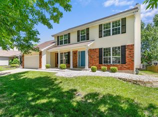 2928 Willow Mound Ln, Florissant, MO 63031
