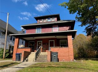 124 & 126 S Maple St, Akron, OH 44302