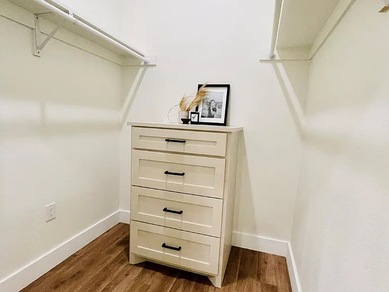 444 Timberbend Trl — Photo 16