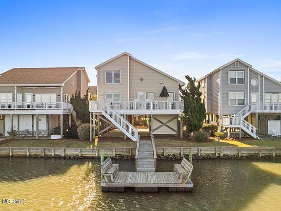 3rd image of 7 Sandpiper Drive