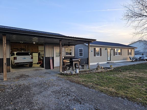 5th image of 21 Ashley Dr