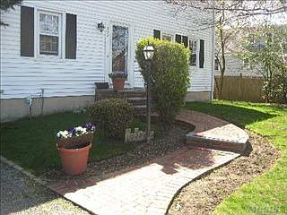 4th image of 349 Massapequa Ave