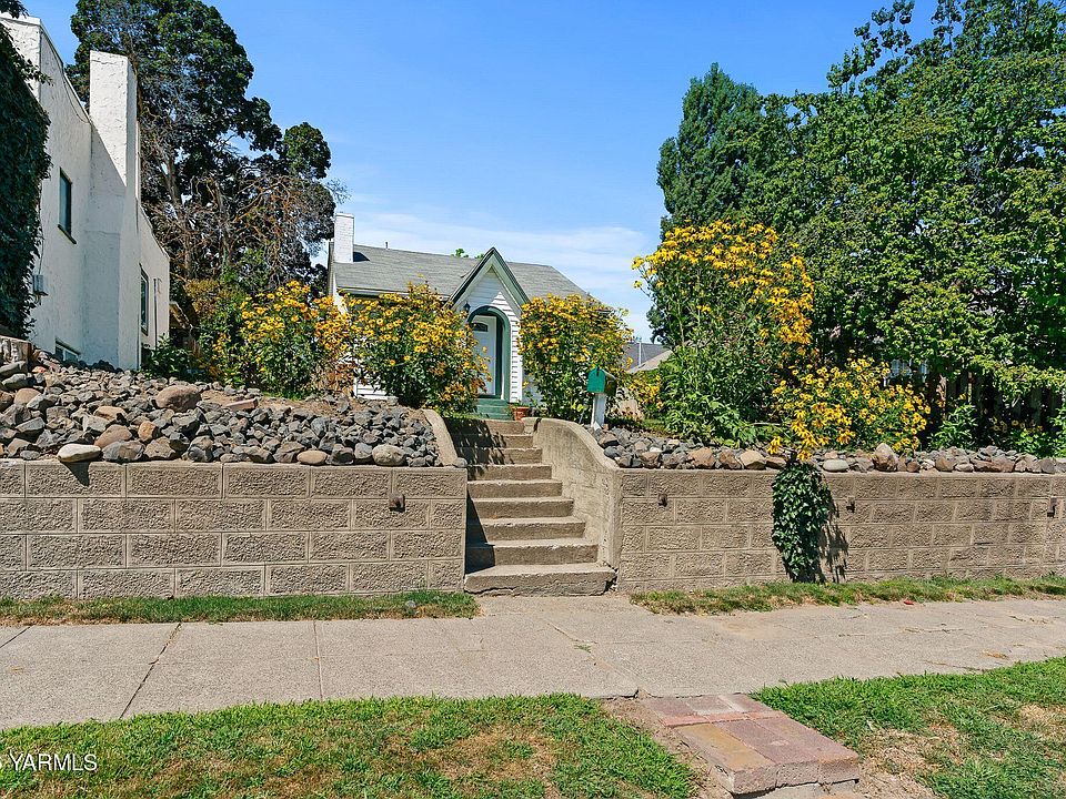 1st image of 14 Chicago Ave
