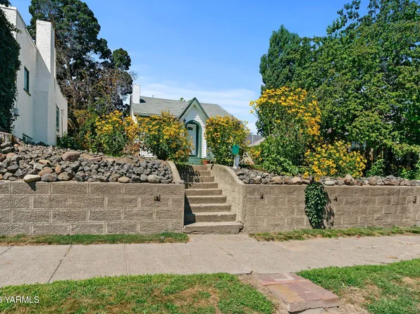 14 Chicago Ave, Yakima, WA 98902