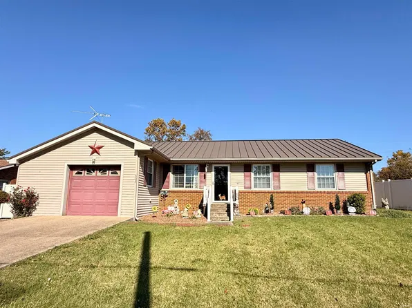 303 W Medcalf St, Dale, IN 47523