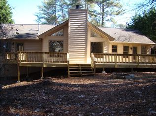 6110 Shadburn Ferry Rd, Buford, GA 30518