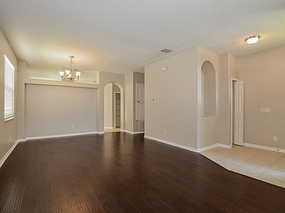 5th image of 14742 Stonebriar Way