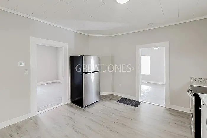 2 bed, 1.0 bath, 910 sqft, $997 — Photo 3