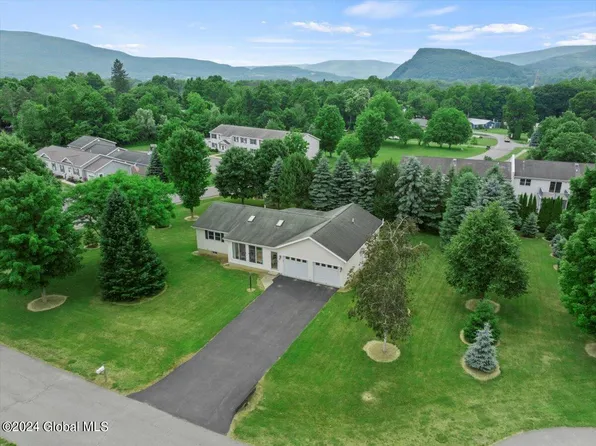 103 McCarthy Cook Circle, Middleburgh, NY 12122