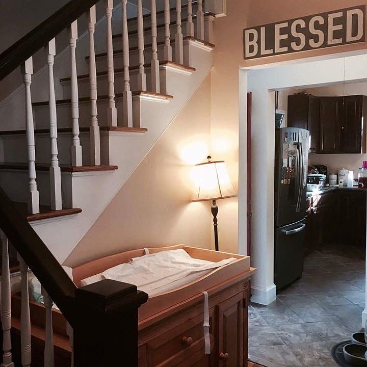 Entry/living room 