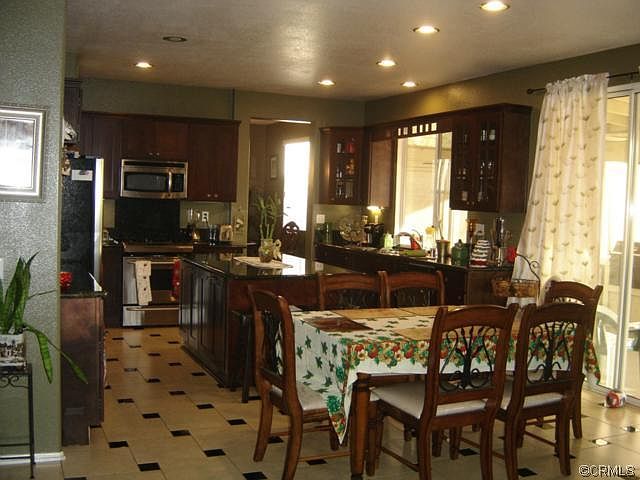 2nd image of 3038 E Thoroughbred St
