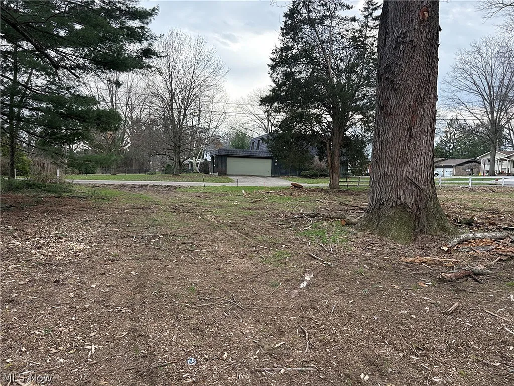 Winkler Dr photo 1