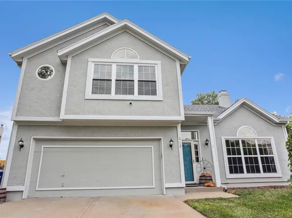 312 Dublin Cir, Smithville, MO 64089
