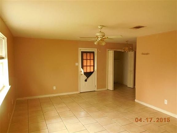 3rd image of 3704 Juno Dr