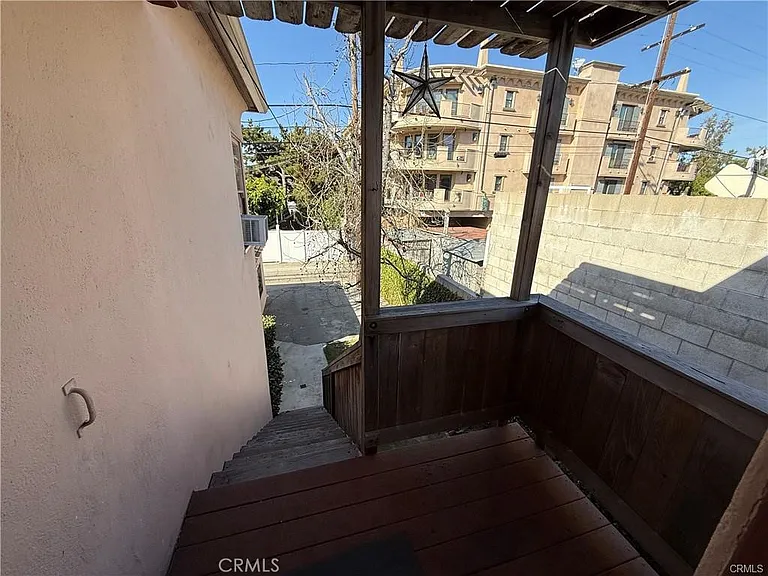 4343 Laurel Canyon Blvd — Photo 25