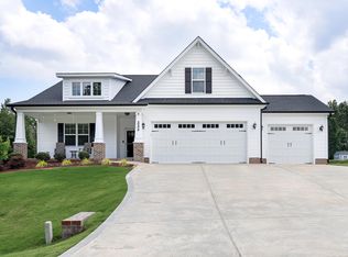 222 Heart Pine Dr, Wendell, NC 27591