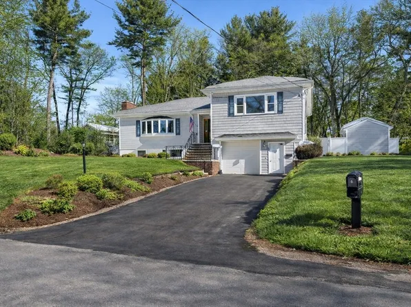 6 Patricia Cir, Wilmington, MA 01887