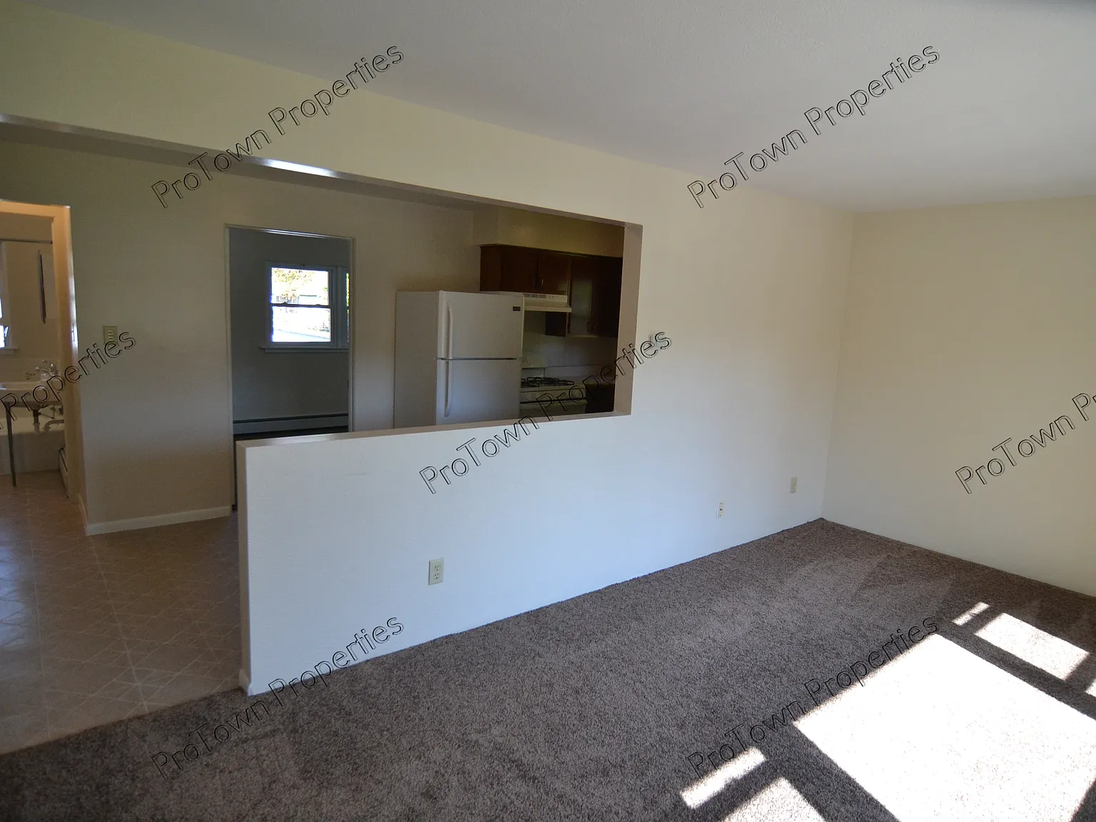 1 bed, 1.0 bath, 700 sqft, $1,125 — Photo 3