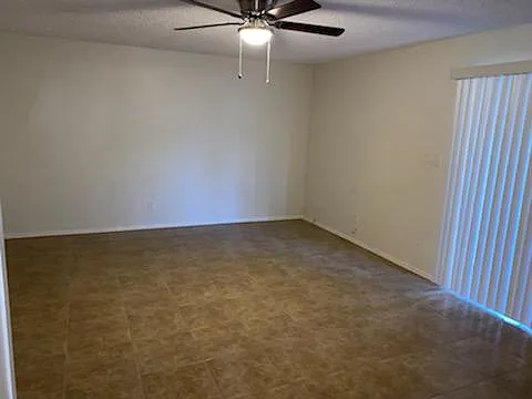 6660 N 43rd Ave — Photo 10