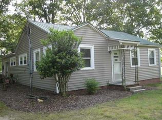 106 Jordan Rd, Seagrove, NC 27341