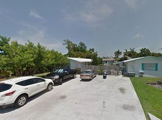 651 96th Ave N, Naples, FL 34108