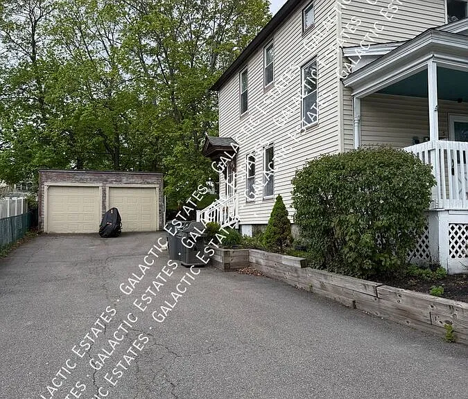 5 Griffin St #3 — Photo 3