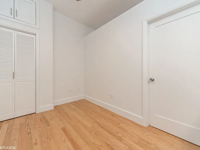 53 Burbank St #3 — Photo 8