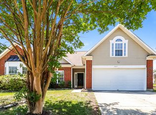 5811 Briggs Dr, Charlotte, NC 28269