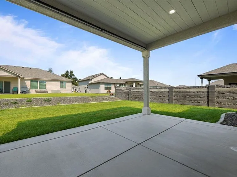 1615 Palermo Ave — Photo 26