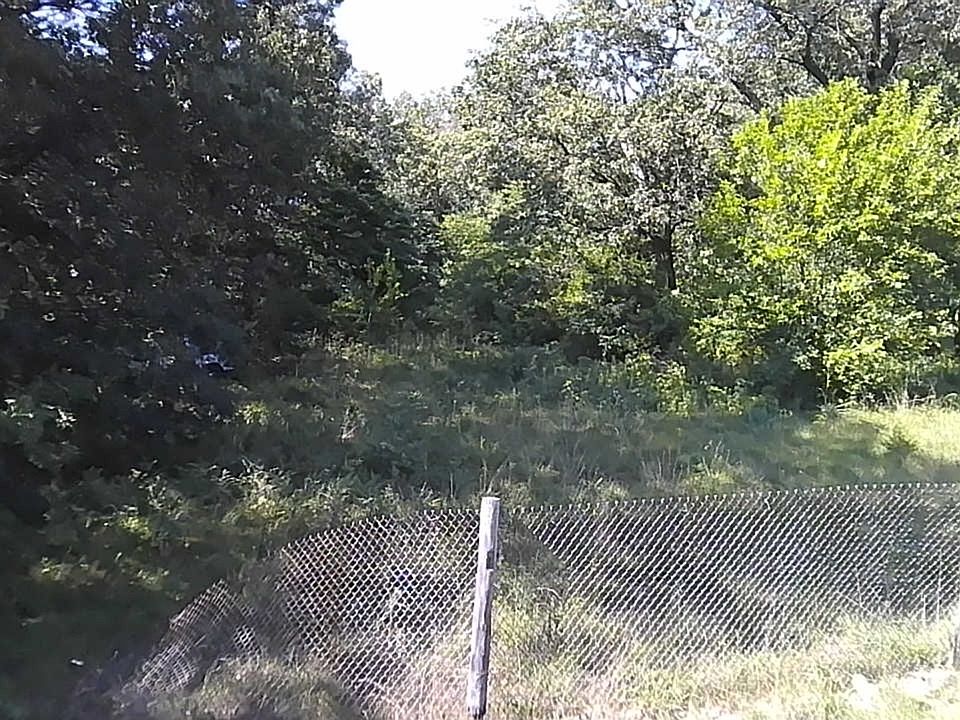 2nd image of 44 2000th Rd